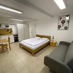 Na Kollarce Зноймо